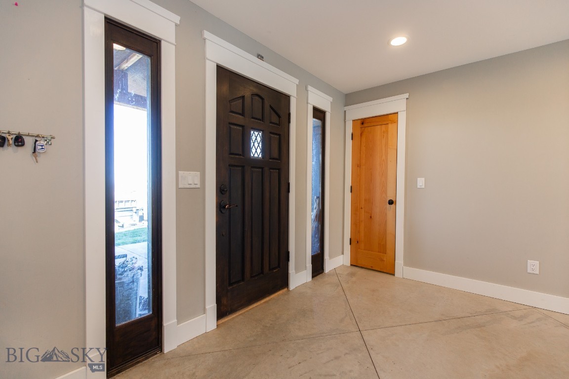 5554 Foster Lane