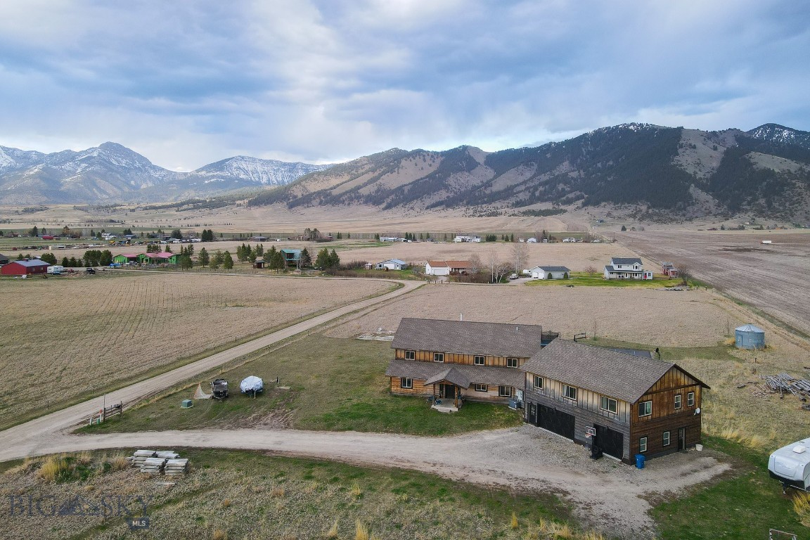 5554 Foster Lane