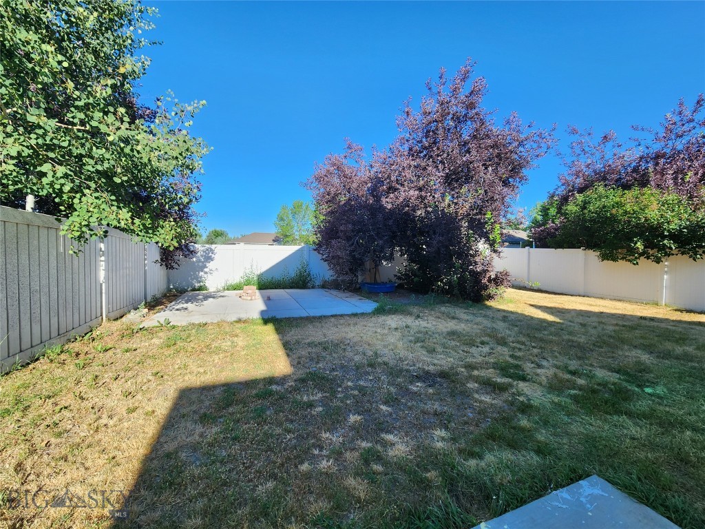 11 Meadow Brook Lane