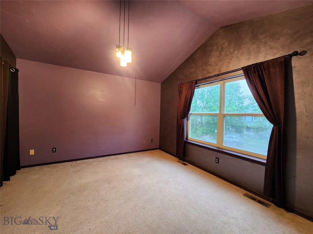 11 Meadow Brook Lane