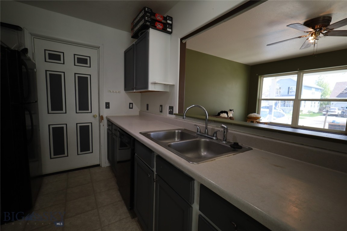 11 Meadow Brook Lane