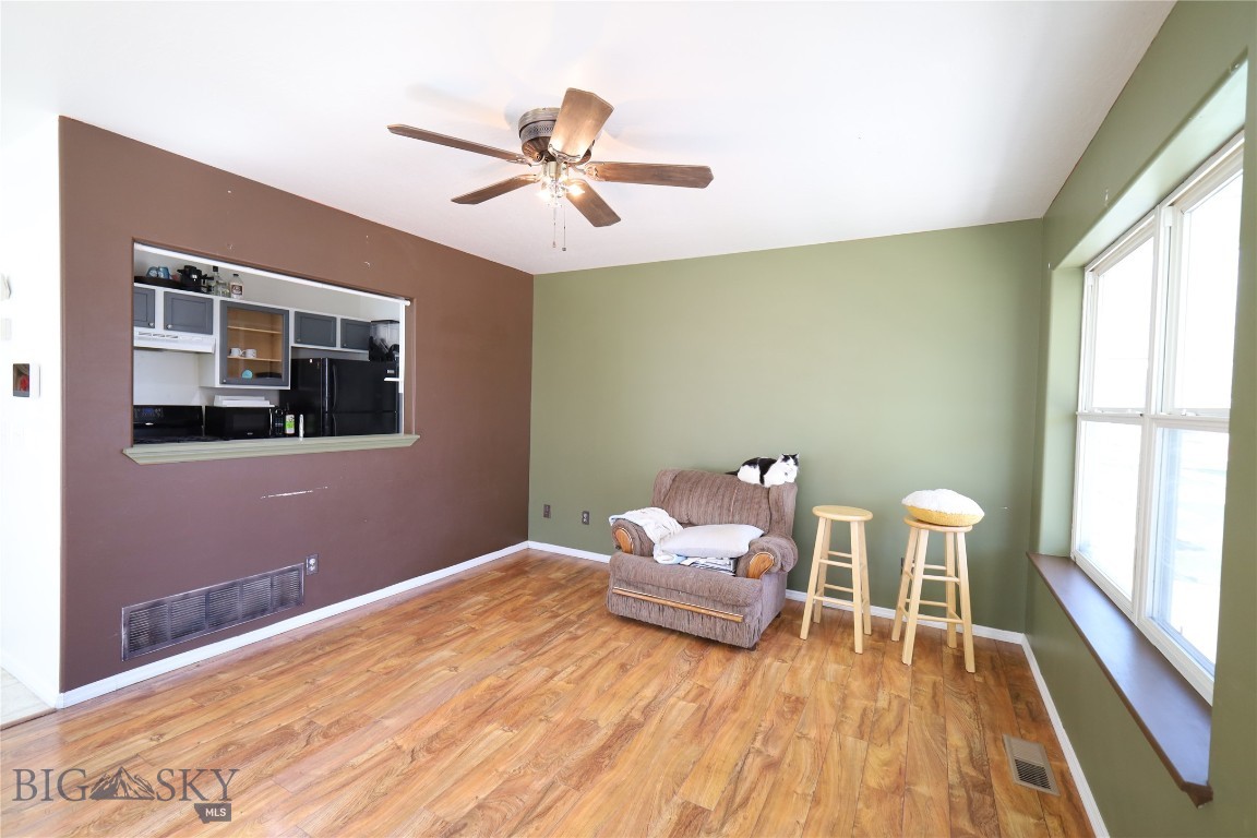 11 Meadow Brook Lane