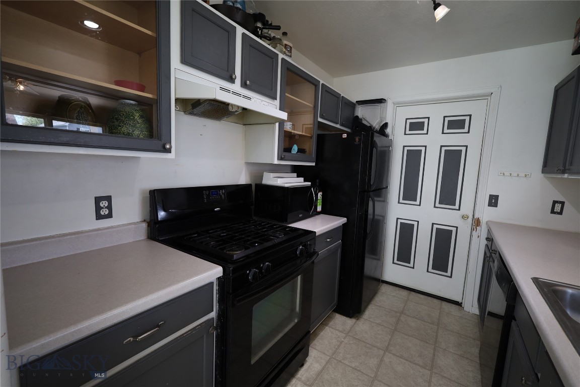 11 Meadow Brook Lane