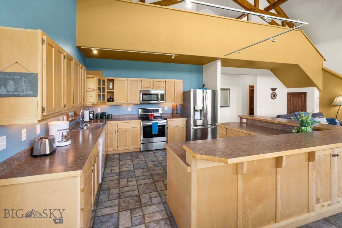 145 N Low Bench Road