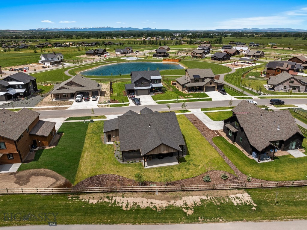 897 White Horse Loop