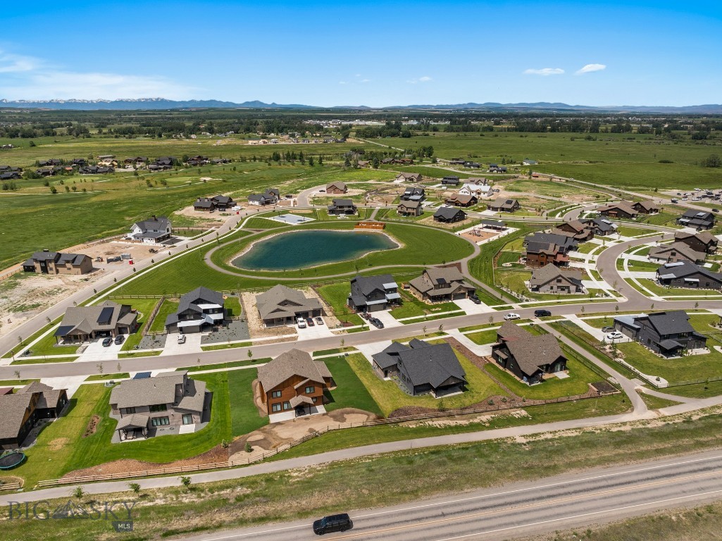 897 White Horse Loop