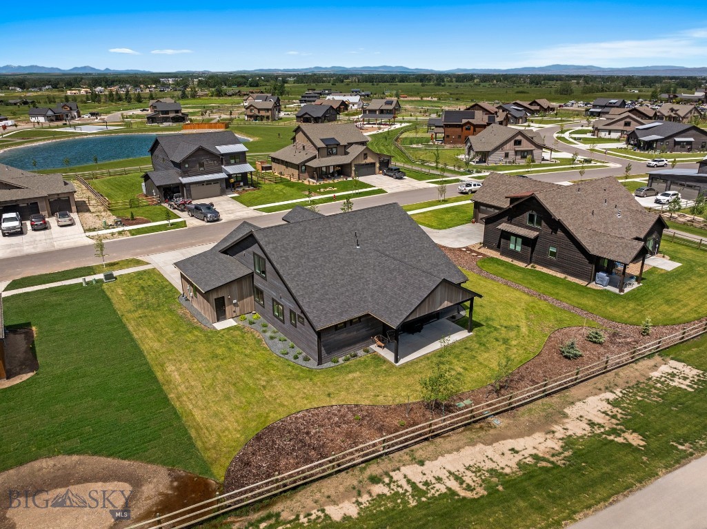 897 White Horse Loop