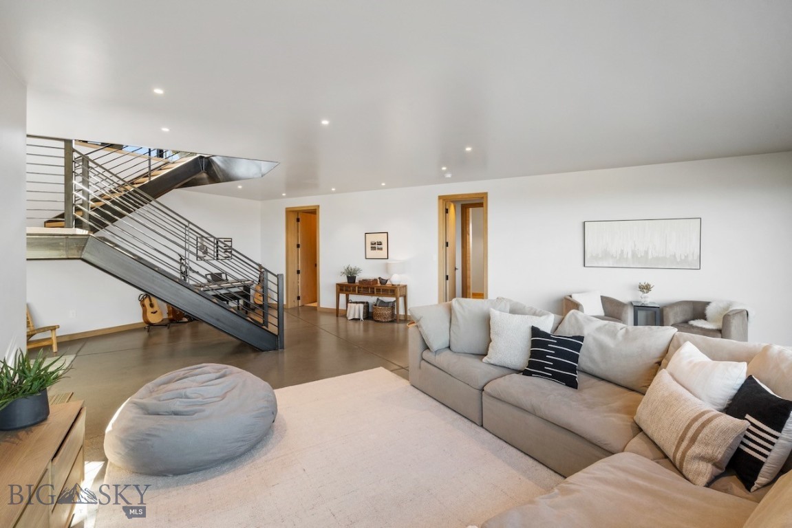 116 Sourdough Ridge Road