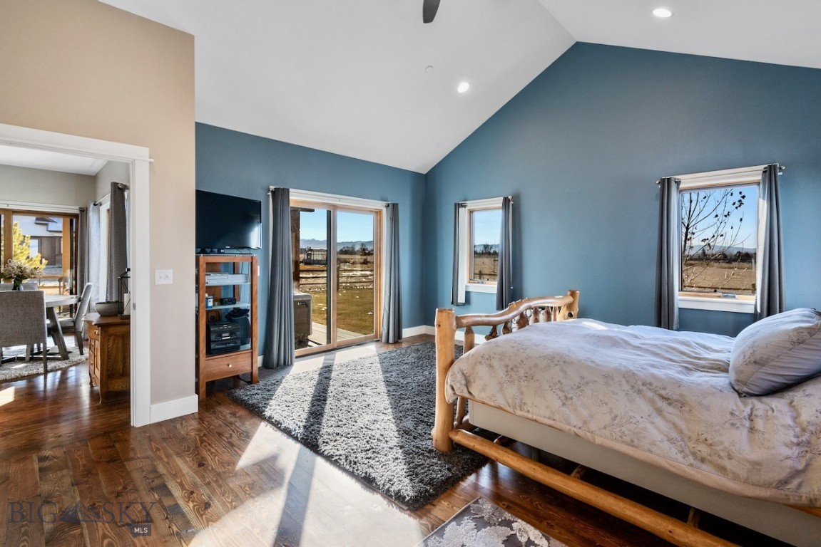 141 Prairie Glen Way