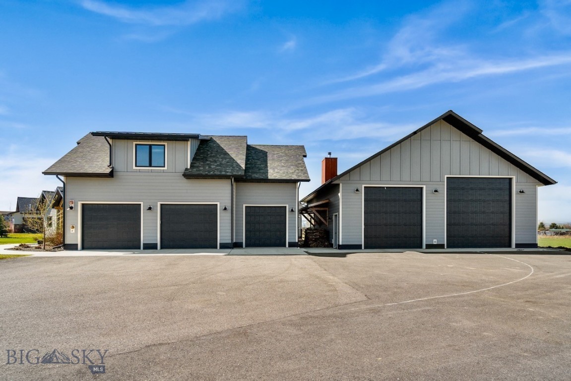 141 Prairie Glen Way