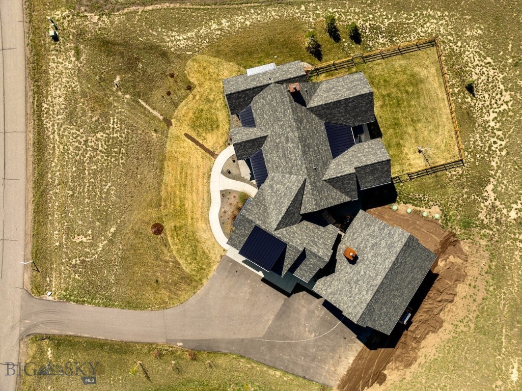 141 Prairie Glen Way