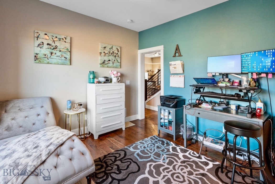 141 Prairie Glen Way