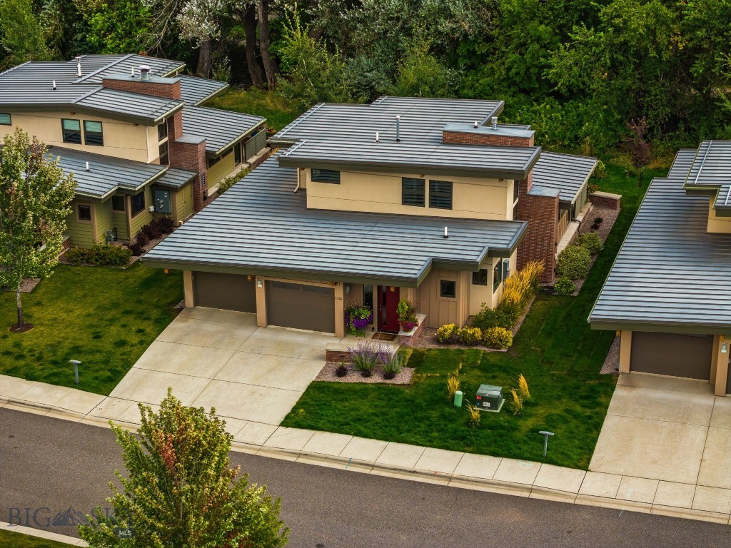 1116 S Tracy Avenue