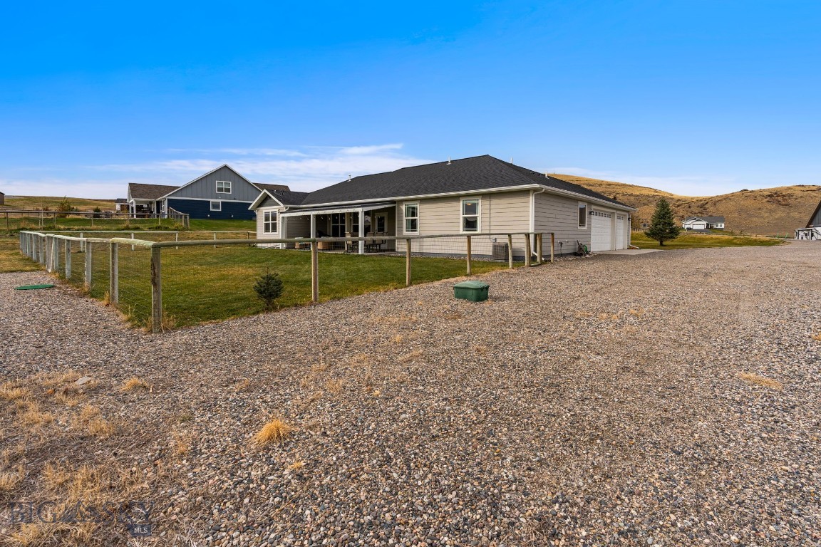 15 Feather Meadow Place