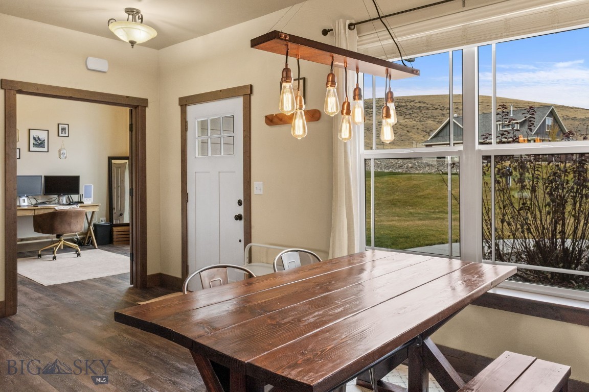 15 Feather Meadow Place