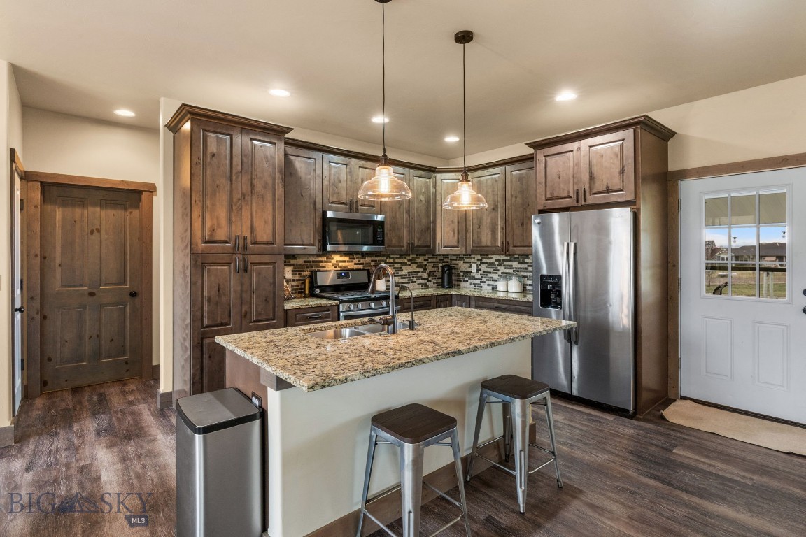 15 Feather Meadow Place