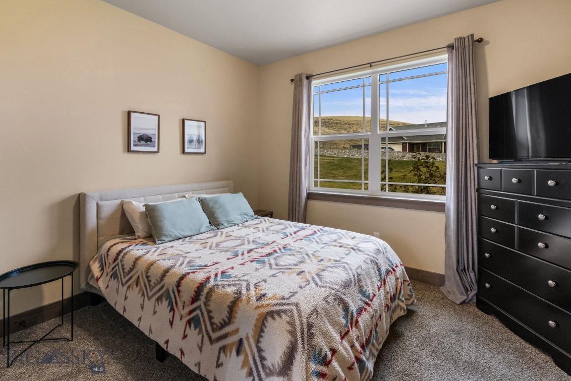 15 Feather Meadow Place