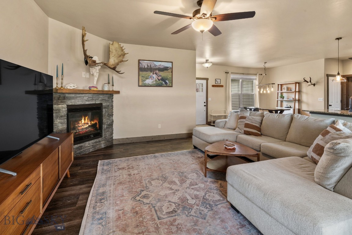 15 Feather Meadow Place