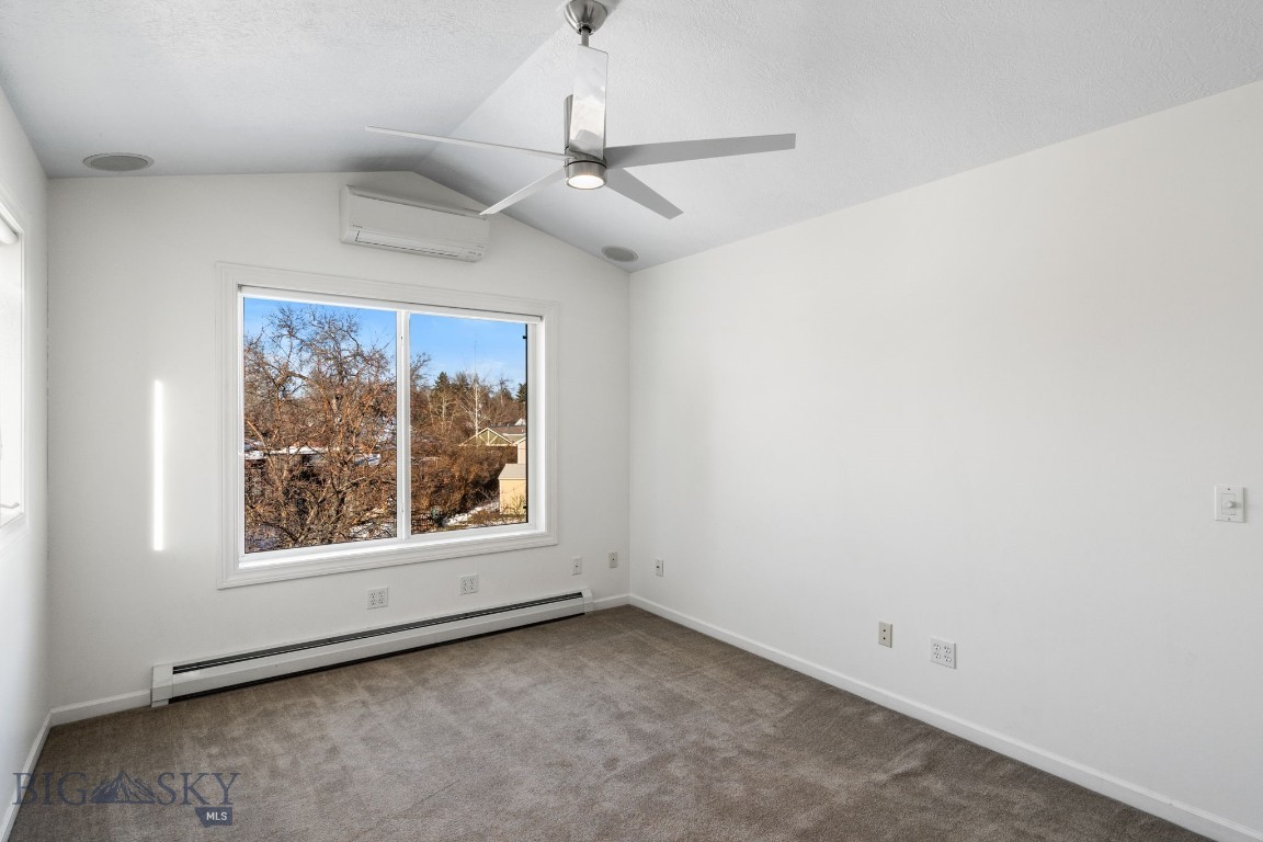125 E Alderson Street 1A