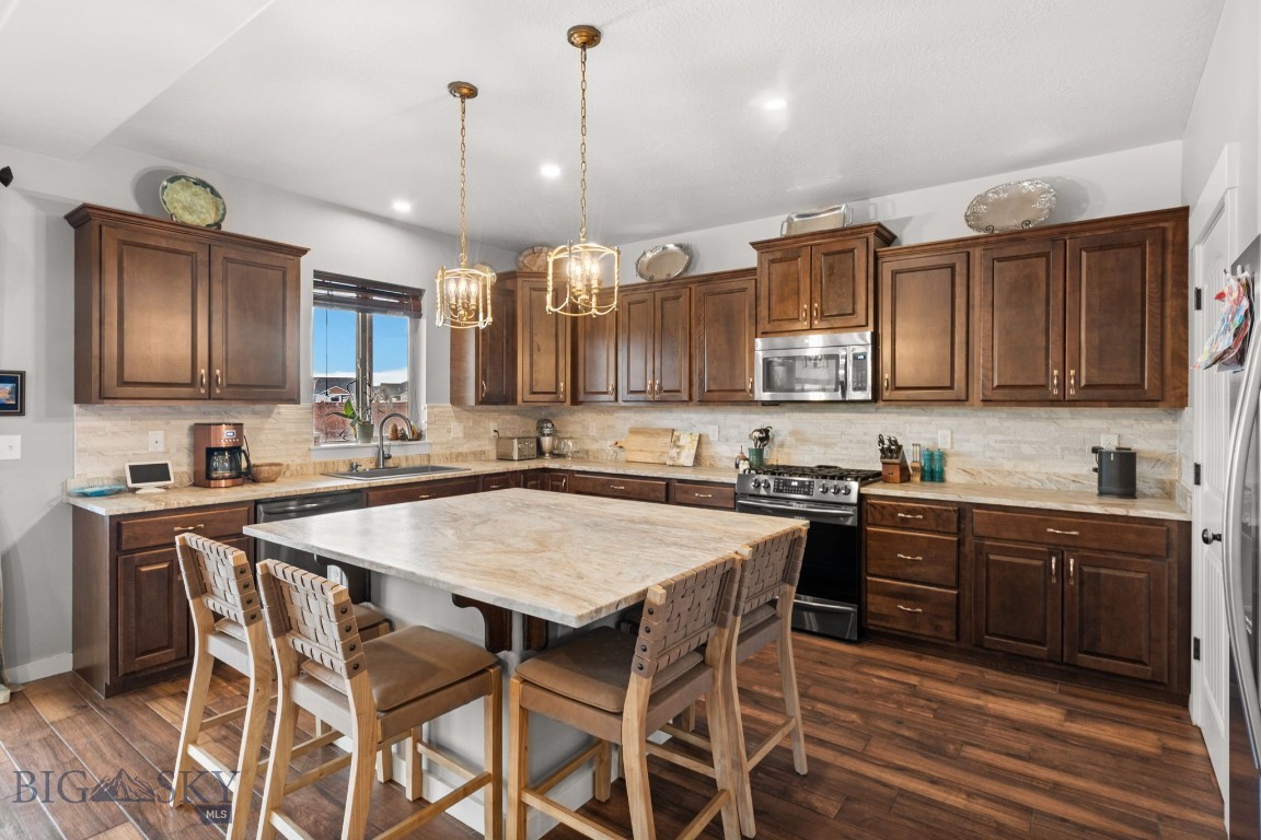 90 Knadler Drive