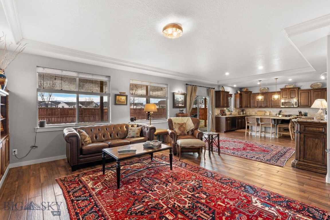 90 Knadler Drive