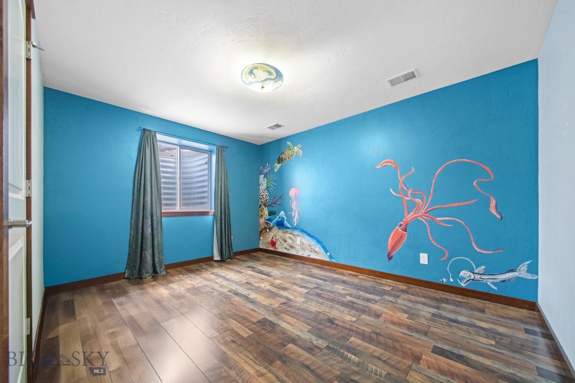 191 Barnes Drive