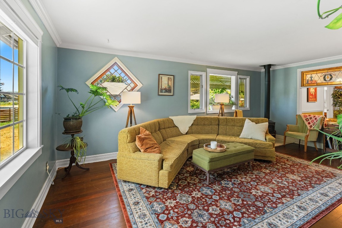 220 S 4th Street