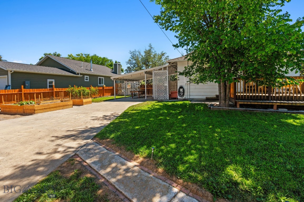 220 S 4th Street