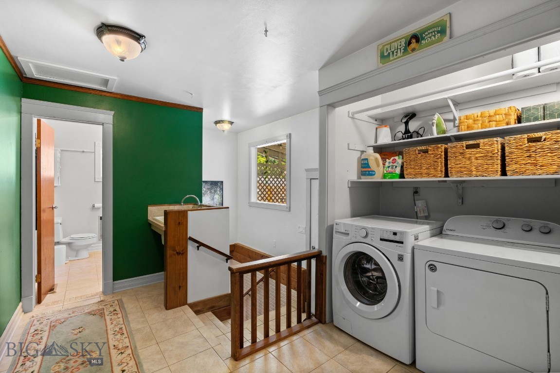 220 S 4th Street