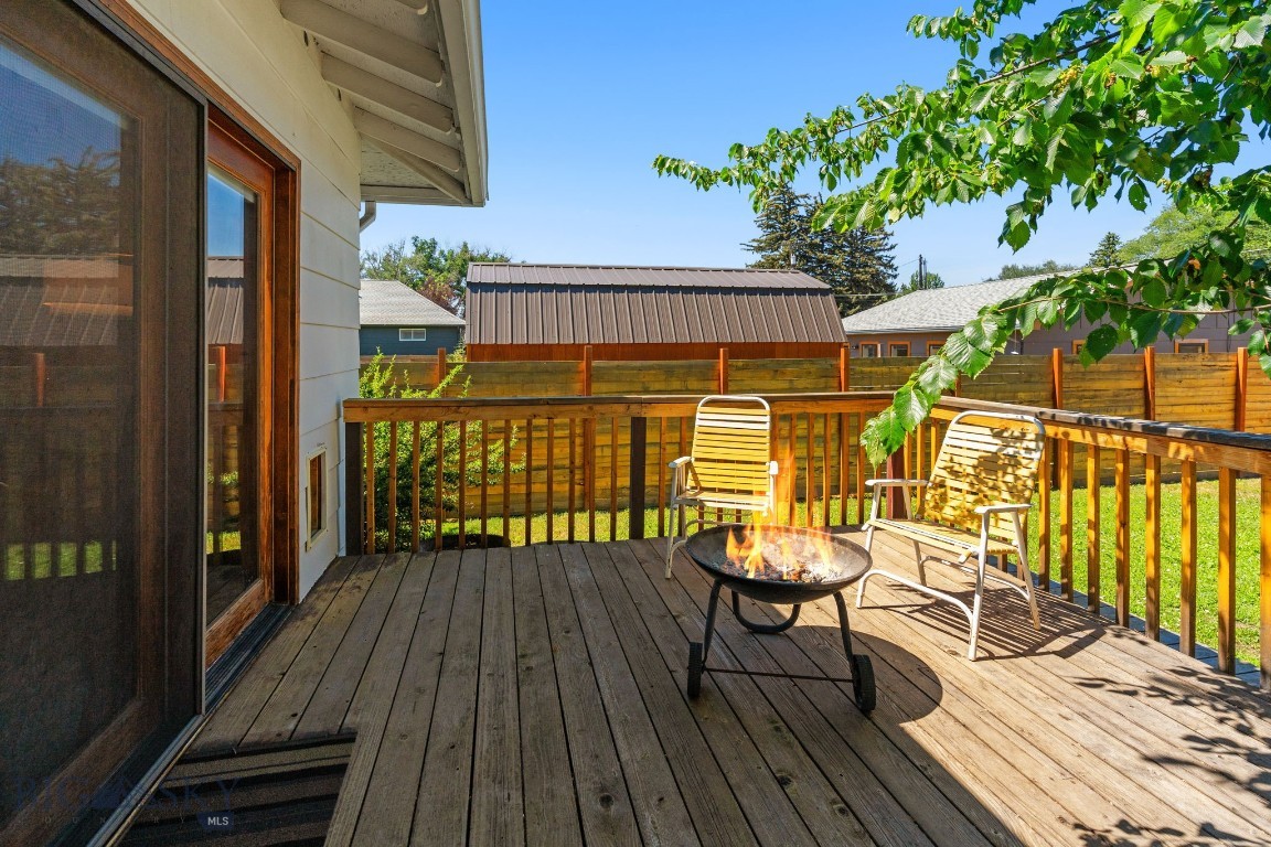 220 S 4th Street