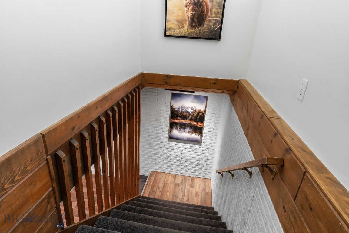 220 S 4th Street