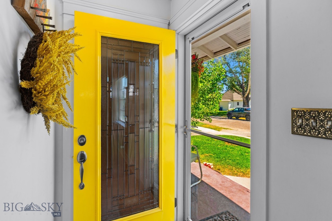 220 S 4th Street