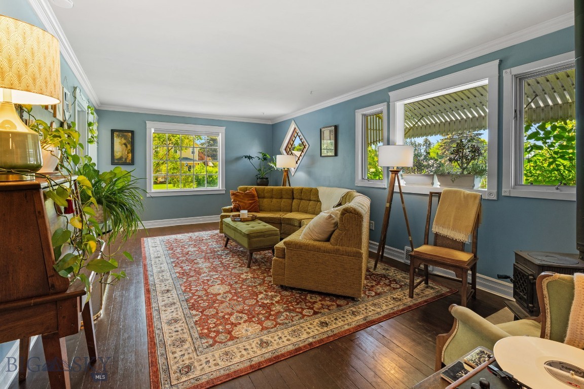 220 S 4th Street