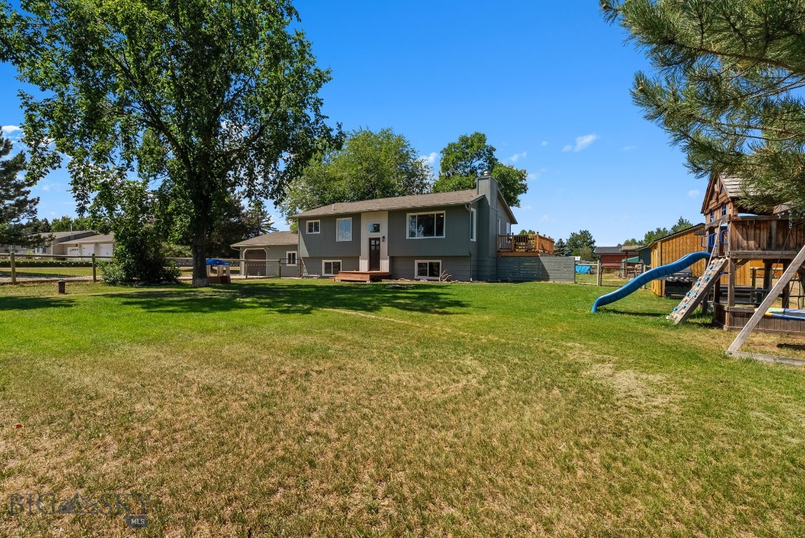 6045 Saddle Peak Way