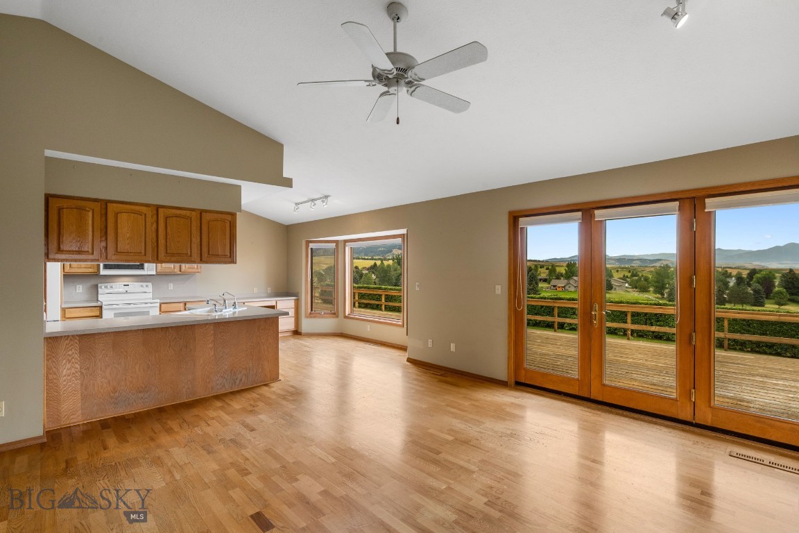 3310 Tumbleweed Drive