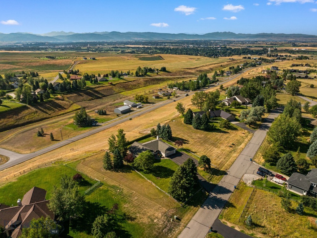 3310 Tumbleweed Drive