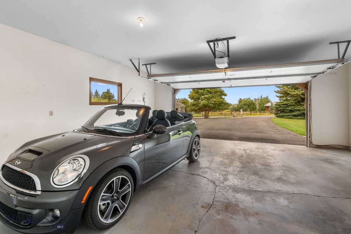 3310 Tumbleweed Drive