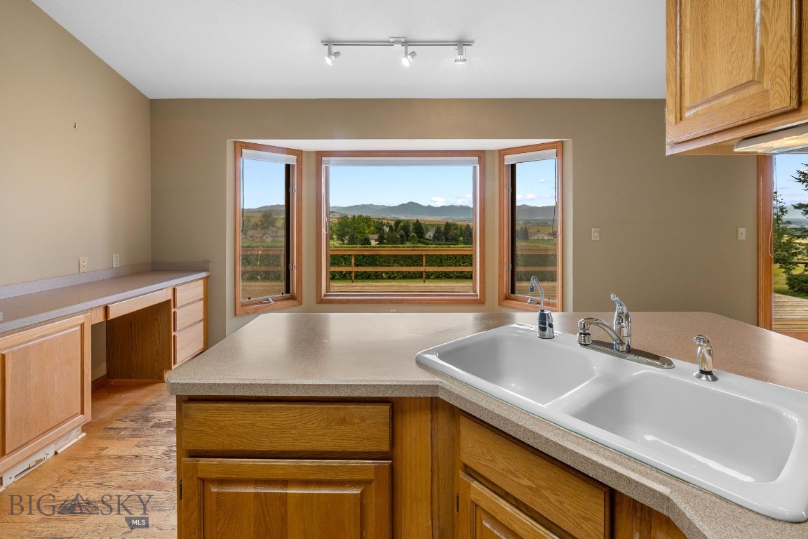 3310 Tumbleweed Drive