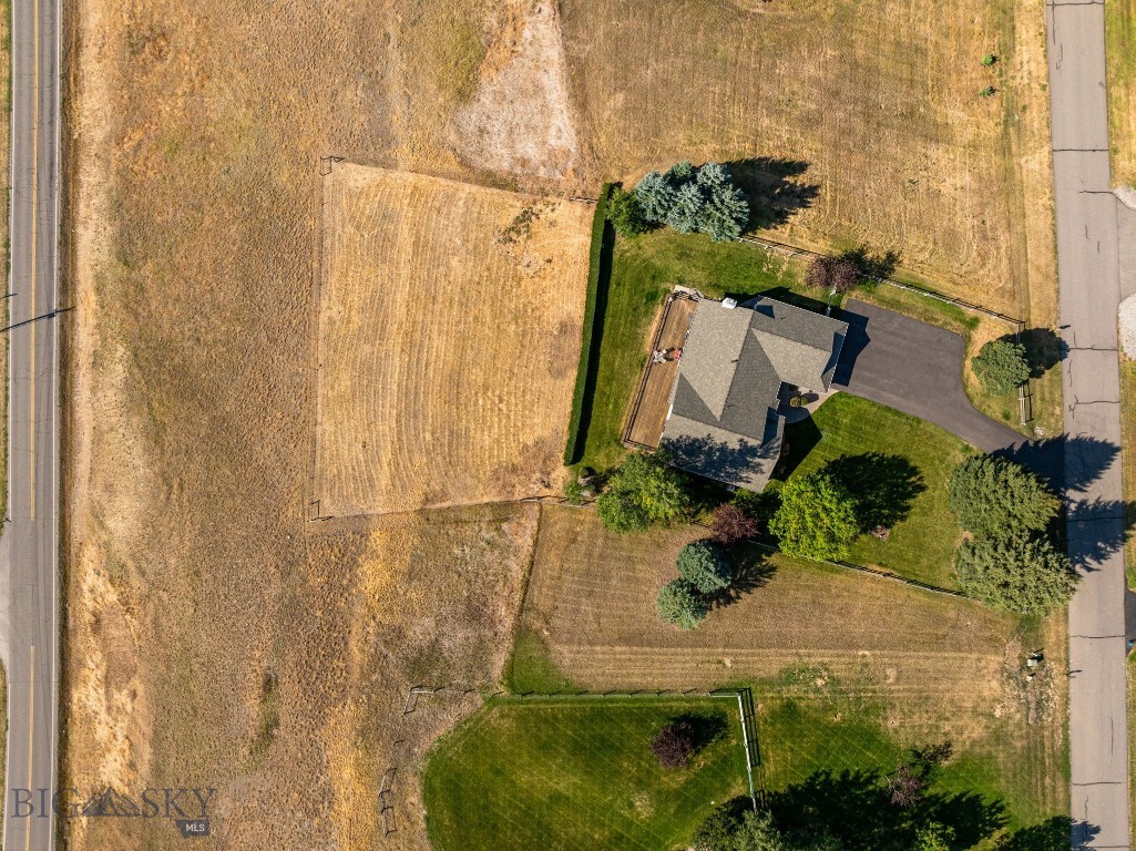 3310 Tumbleweed Drive