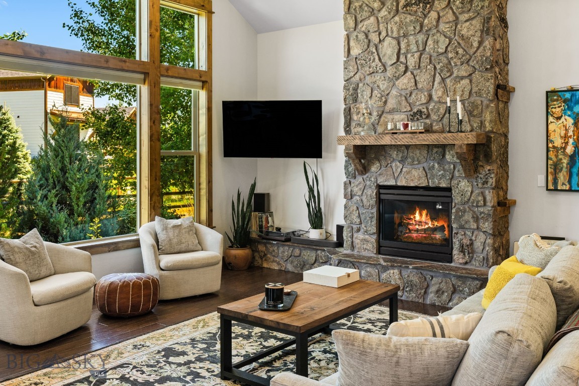 2452 Creekwood Drive