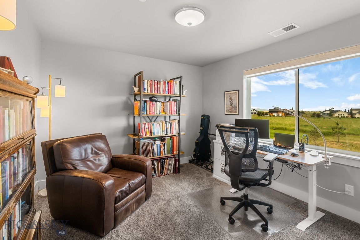 85 Riparian Way