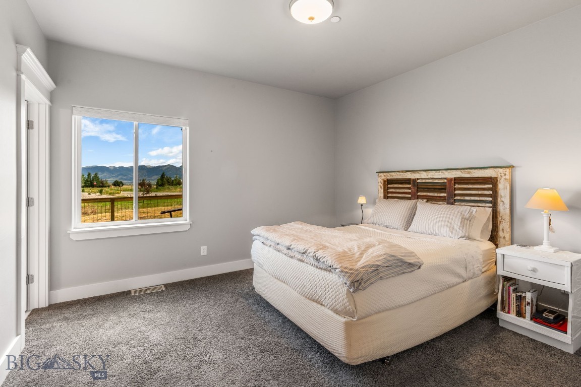 85 Riparian Way