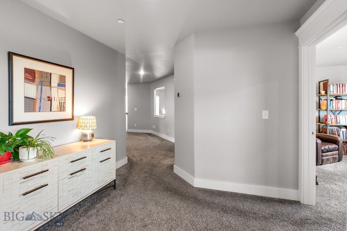 85 Riparian Way