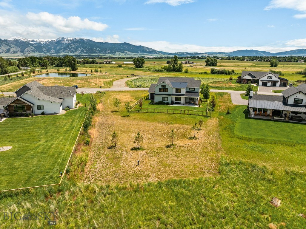 85 Riparian Way