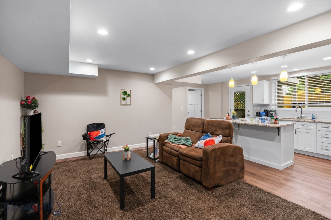 323 N 20th Avenue