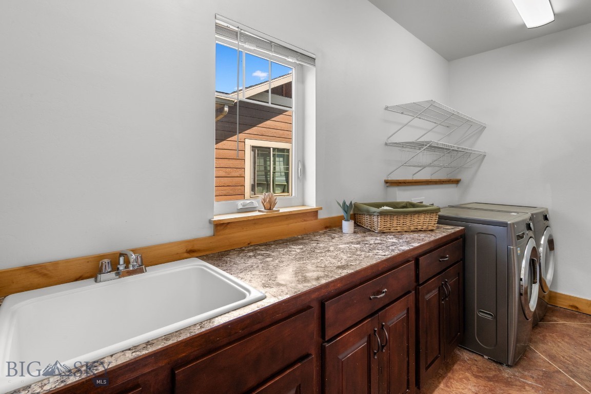 2464 Ferguson Avenue