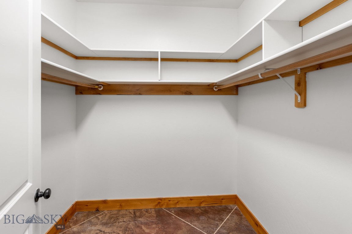 2464 Ferguson Avenue