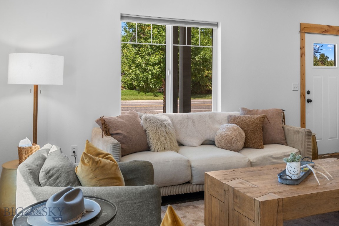 2464 Ferguson Avenue