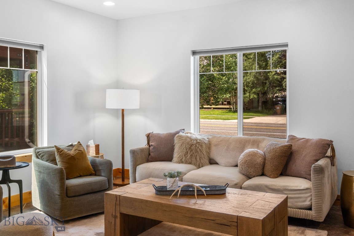 2464 Ferguson Avenue