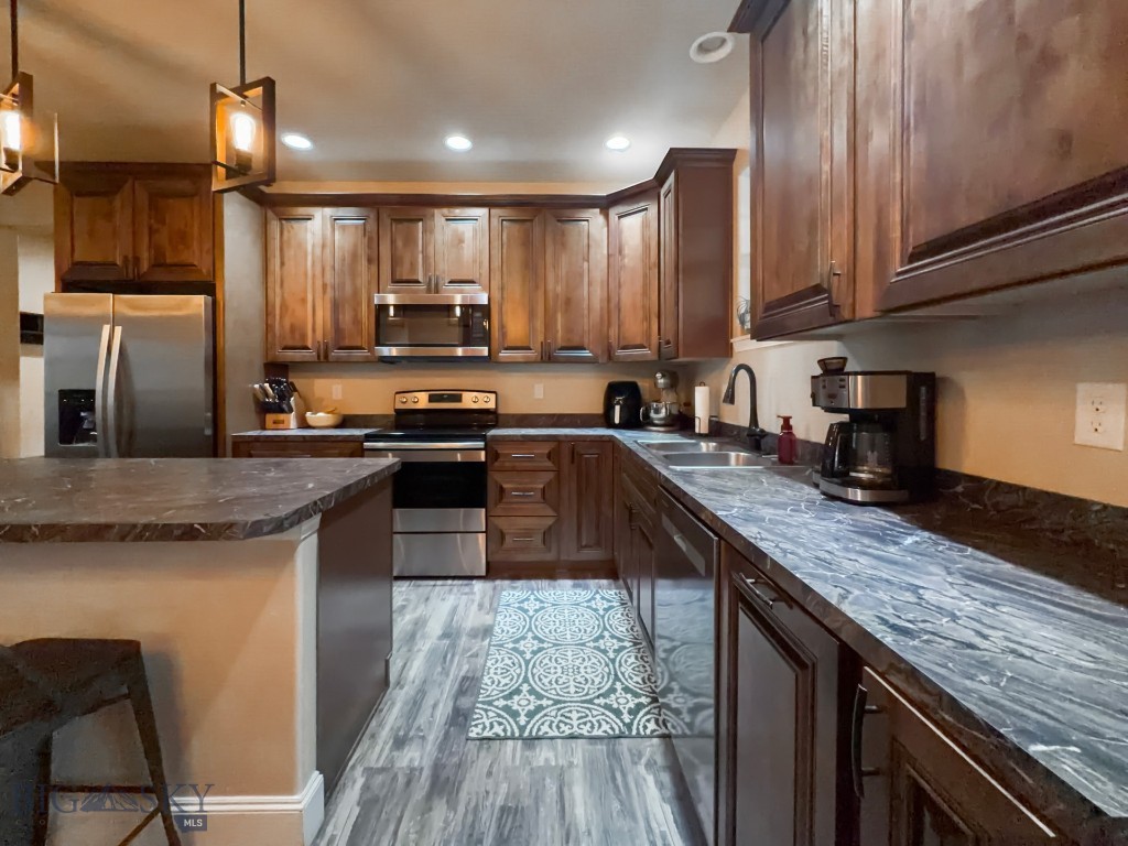 13 Feather Meadow Place